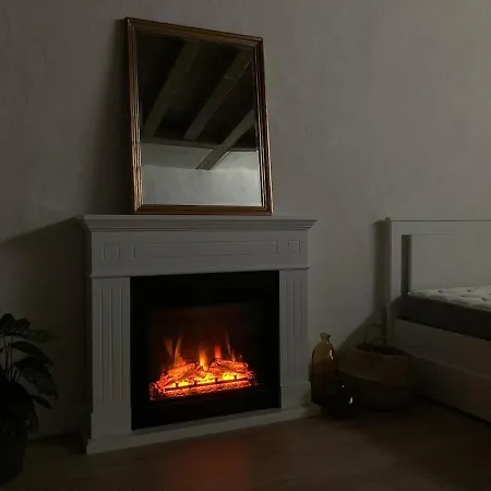 Charming With Private And A Unique Setting شقة فيين